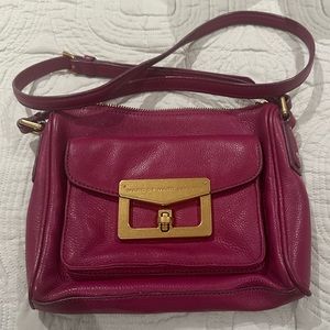 Magenta Marc by Marc Jacobs crossbody bag